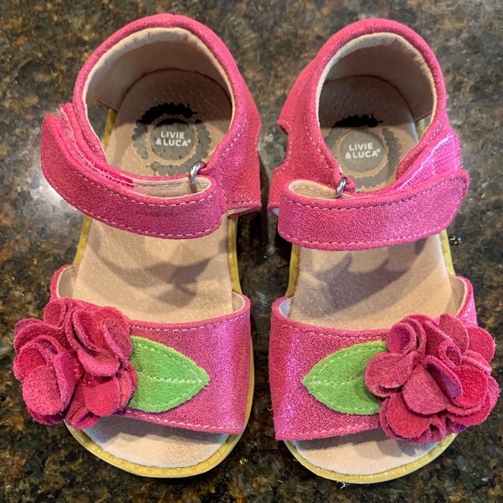 Livie Luca toddler girls sandals. Size 7.
